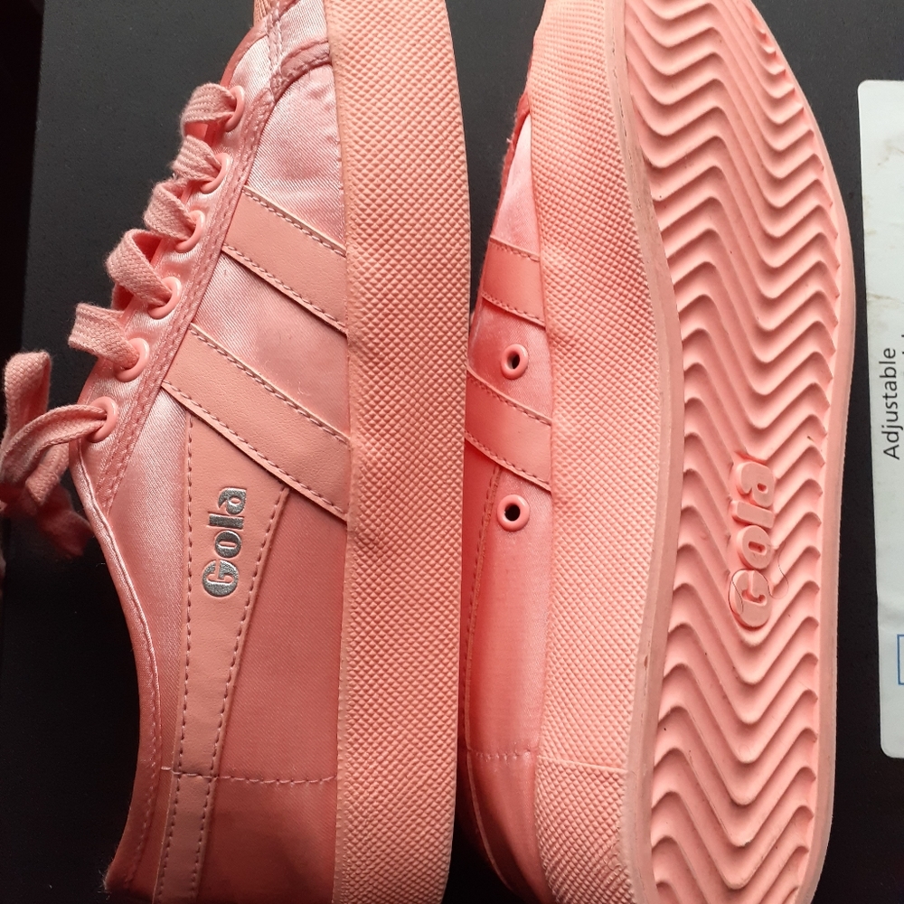 Gola size 6 sneakers